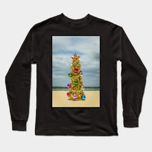 Golden Xmas Tree on the Beach Long Sleeve T-Shirt